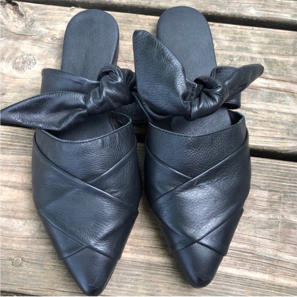 Anthropologie Black Leather Mules with Bow. Size 38. - Picture 3 of 7